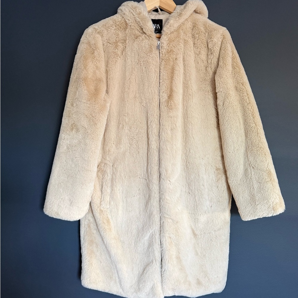 SO SOFT Zara faux fur coat cream color